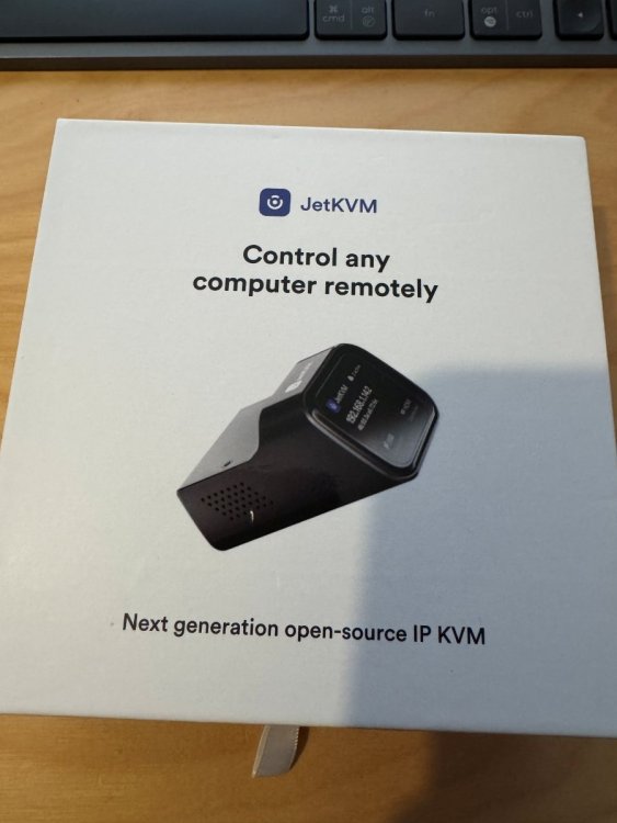 jetkvm.thumb.jpg.5f798e000f1c2f020a3c9b4f3fac2081.jpg